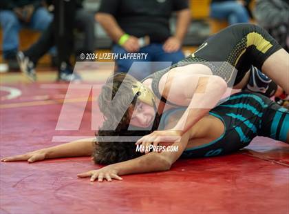 Thumbnail 1 in Lou Bronzan Invitational photogallery.
