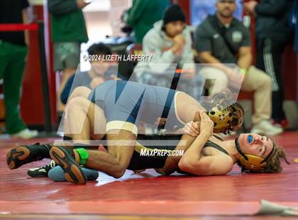 Thumbnail 3 in Lou Bronzan Invitational photogallery.