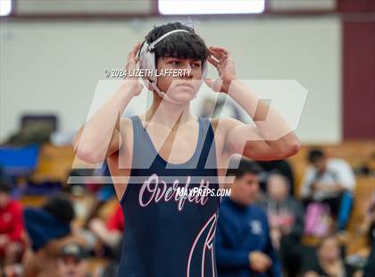 Thumbnail 2 in Lou Bronzan Invitational photogallery.