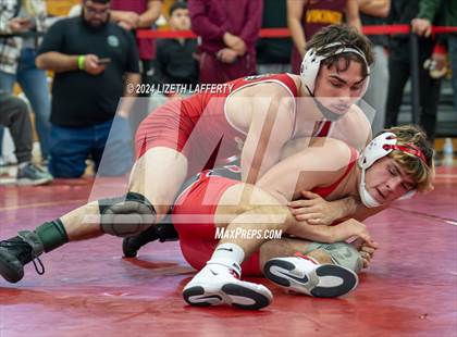 Thumbnail 2 in Lou Bronzan Invitational photogallery.