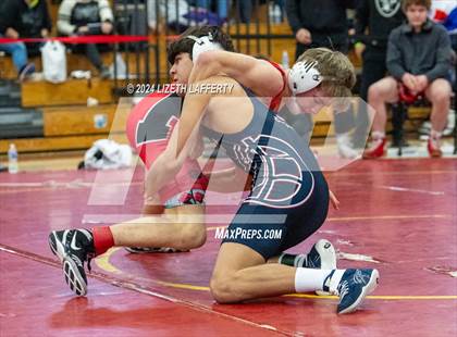 Thumbnail 2 in Lou Bronzan Invitational photogallery.