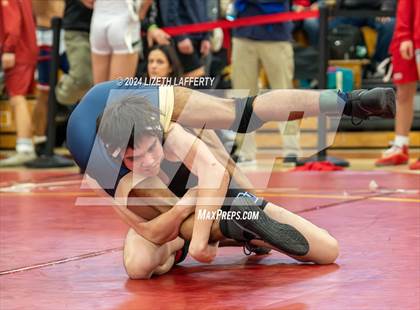 Thumbnail 1 in Lou Bronzan Invitational photogallery.