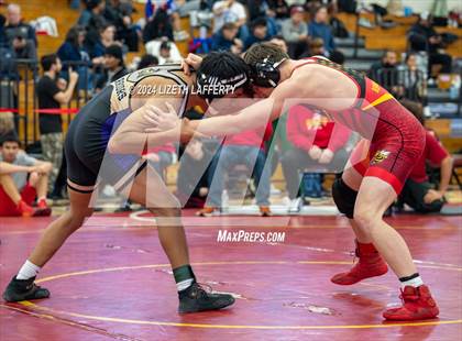 Thumbnail 2 in Lou Bronzan Invitational photogallery.