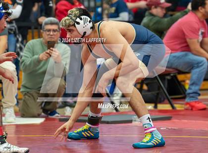 Thumbnail 3 in Lou Bronzan Invitational photogallery.