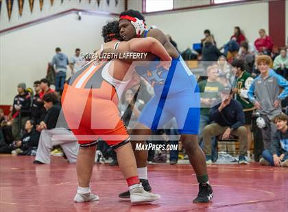 Thumbnail 1 in Lou Bronzan Invitational photogallery.