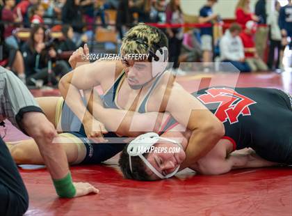 Thumbnail 2 in Lou Bronzan Invitational photogallery.