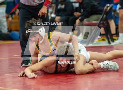 Thumbnail 3 in Lou Bronzan Invitational photogallery.