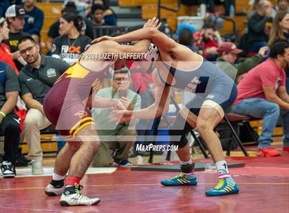 Thumbnail 3 in Lou Bronzan Invitational photogallery.