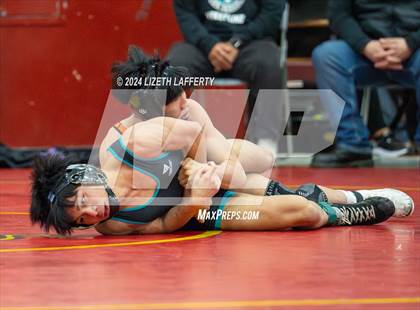 Thumbnail 3 in Lou Bronzan Invitational photogallery.