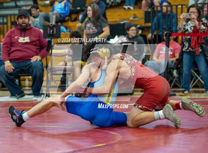 Thumbnail 1 in Lou Bronzan Invitational photogallery.