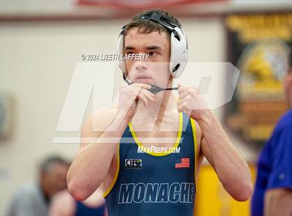 Thumbnail 2 in Lou Bronzan Invitational photogallery.