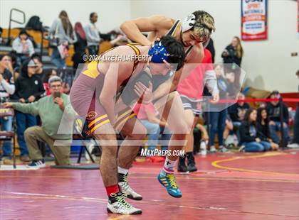 Thumbnail 1 in Lou Bronzan Invitational photogallery.