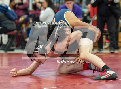 Thumbnail 2 in Lou Bronzan Invitational photogallery.