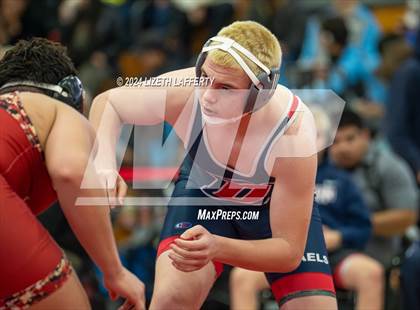 Thumbnail 1 in Lou Bronzan Invitational photogallery.