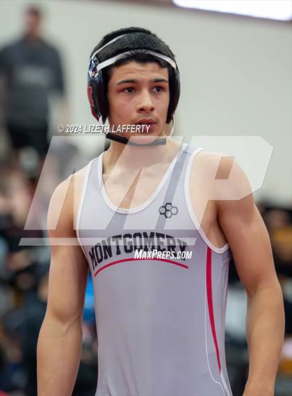 Thumbnail 1 in Lou Bronzan Invitational photogallery.