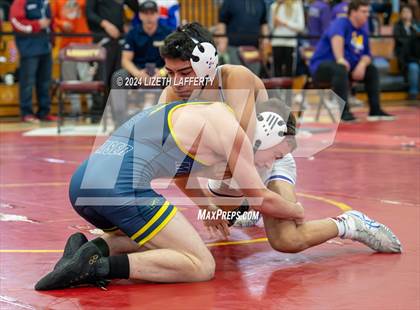 Thumbnail 2 in Lou Bronzan Invitational photogallery.