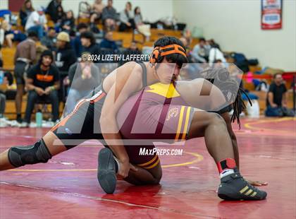 Thumbnail 3 in Lou Bronzan Invitational photogallery.