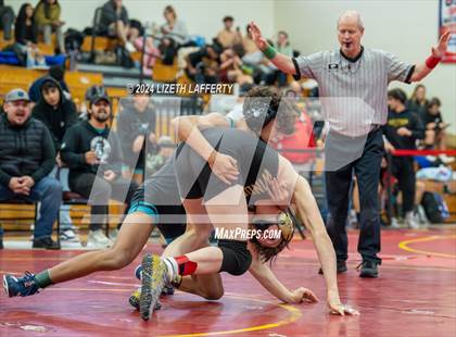 Thumbnail 3 in Lou Bronzan Invitational photogallery.