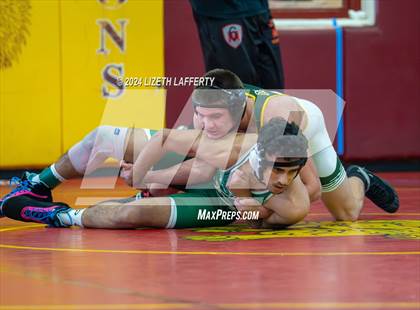 Thumbnail 2 in Lou Bronzan Invitational photogallery.