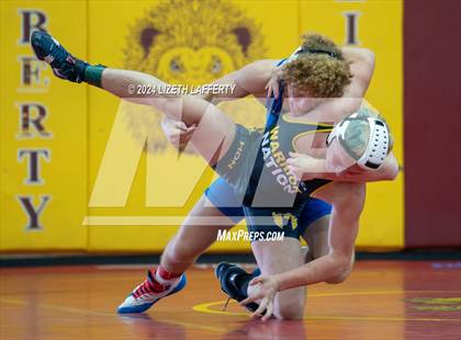 Thumbnail 3 in Lou Bronzan Invitational photogallery.