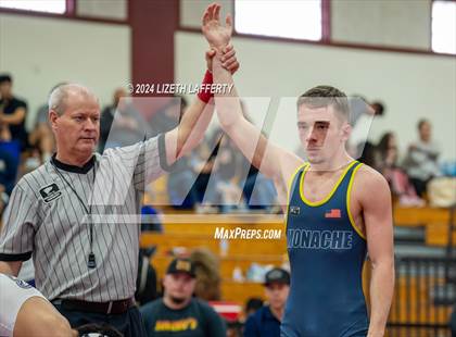 Thumbnail 3 in Lou Bronzan Invitational photogallery.