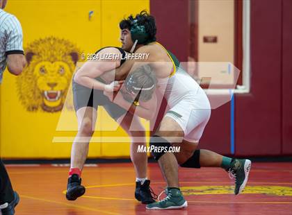 Thumbnail 1 in Lou Bronzan Invitational photogallery.