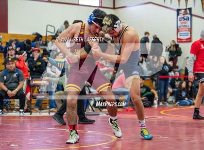 Thumbnail 1 in Lou Bronzan Invitational photogallery.