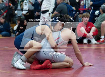Thumbnail 1 in Lou Bronzan Invitational photogallery.