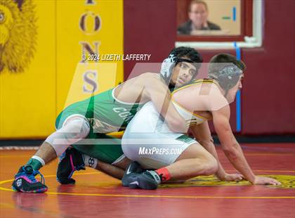 Thumbnail 3 in Lou Bronzan Invitational photogallery.