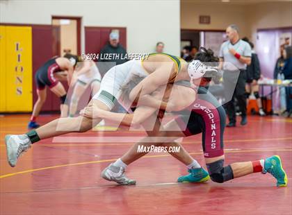 Thumbnail 2 in Lou Bronzan Invitational photogallery.
