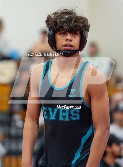 Thumbnail 2 in Lou Bronzan Invitational photogallery.