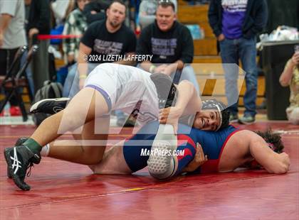 Thumbnail 3 in Lou Bronzan Invitational photogallery.