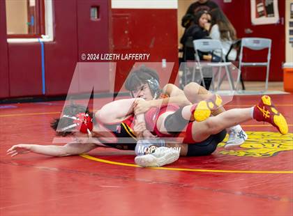 Thumbnail 1 in Lou Bronzan Invitational photogallery.