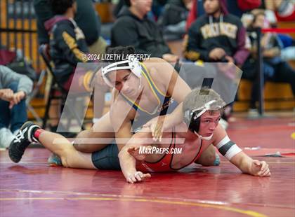 Thumbnail 1 in Lou Bronzan Invitational photogallery.