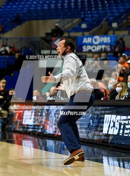 Thumbnail 3 in Viola vs. West Side (AAA 1A Final) photogallery.