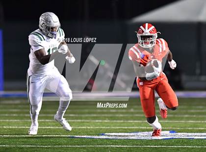 Thumbnail 2 in De La Salle @ Mater Dei (CIF State Open DIV Championship) photogallery.