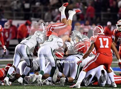 Thumbnail 3 in De La Salle @ Mater Dei (CIF State Open DIV Championship) photogallery.