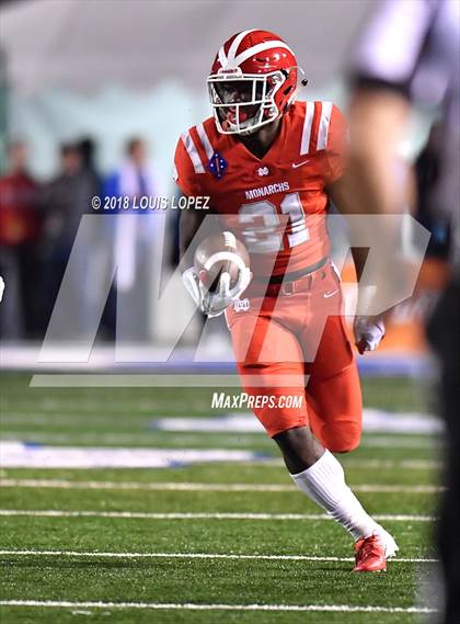 Thumbnail 2 in De La Salle @ Mater Dei (CIF State Open DIV Championship) photogallery.
