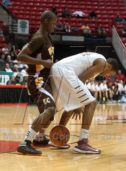 Thumbnail 2 in El Camino vs Mission Hills (CIF SDS D1 Final) photogallery.