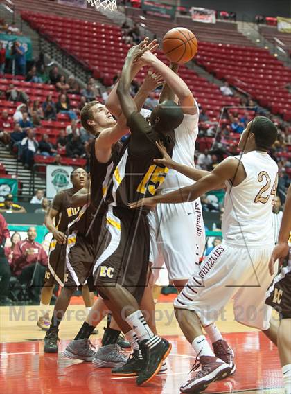 Thumbnail 2 in El Camino vs Mission Hills (CIF SDS D1 Final) photogallery.
