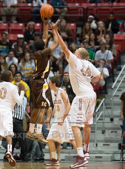 Thumbnail 1 in El Camino vs Mission Hills (CIF SDS D1 Final) photogallery.
