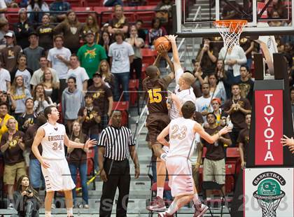 Thumbnail 3 in El Camino vs Mission Hills (CIF SDS D1 Final) photogallery.