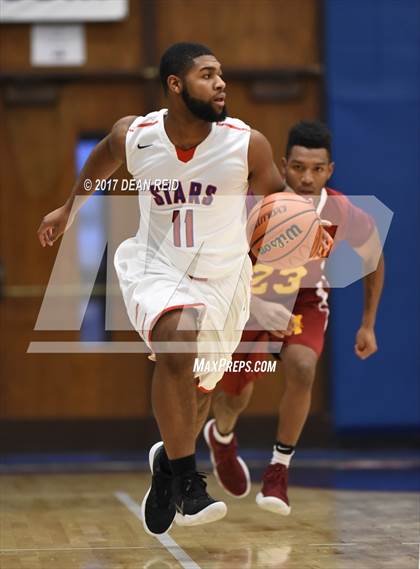 Thumbnail 2 in Rich South vs. Marshall (Big Dipper Tournament) photogallery.