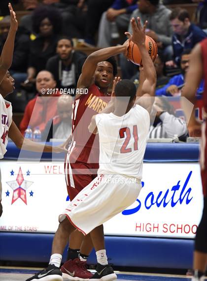 Thumbnail 2 in Rich South vs. Marshall (Big Dipper Tournament) photogallery.
