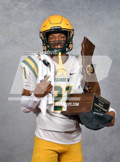 Thumbnail 2 in Vanden (CIF State Div. 3-A Awards) photogallery.