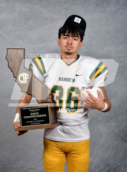 Thumbnail 3 in Vanden (CIF State Div. 3-A Awards) photogallery.