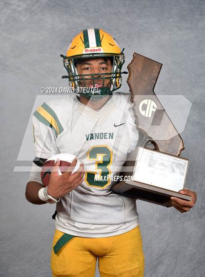 Thumbnail 3 in Vanden (CIF State Div. 3-A Awards) photogallery.