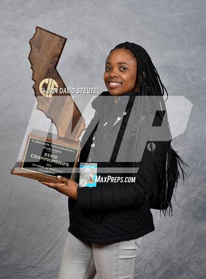 Thumbnail 2 in Vanden (CIF State Div. 3-A Awards) photogallery.