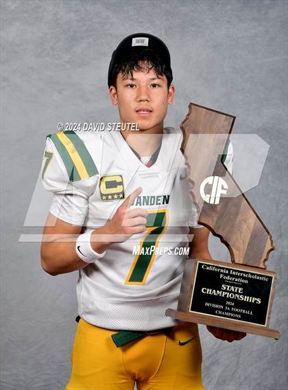Thumbnail 3 in Vanden (CIF State Div. 3-A Awards) photogallery.