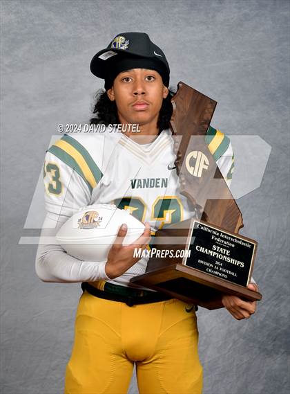 Thumbnail 3 in Vanden (CIF State Div. 3-A Awards) photogallery.